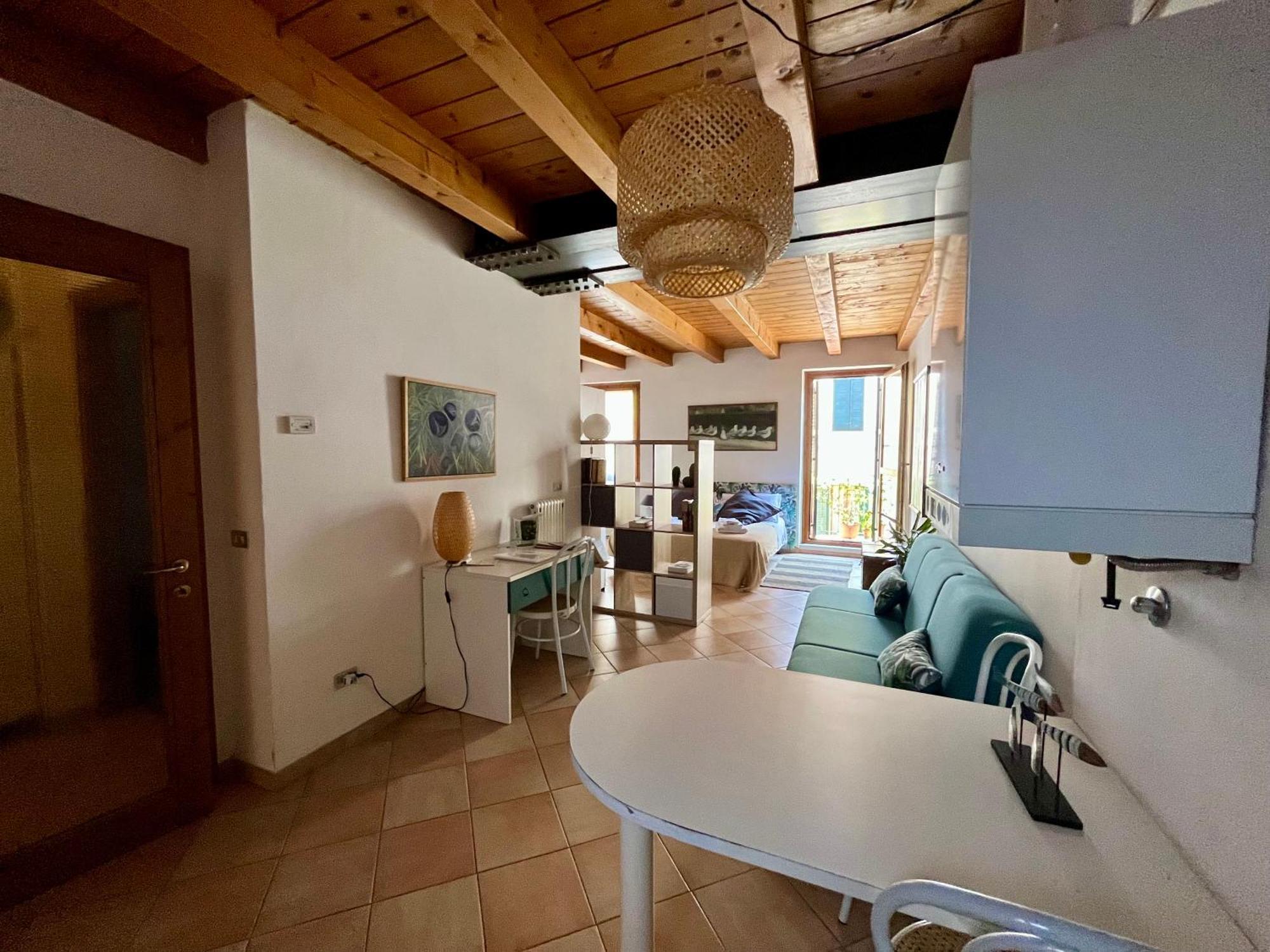 Bright, Cozy Apartment In The Heart Of Verona Exterior photo